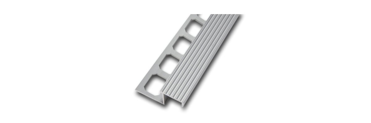 Treppenkantenprofile für Fliesen und Steinteppich – Nutzen, Material und Auswahl - Treppenkantenprofil für Fliesen: Material, Höhe &amp; Auswahl