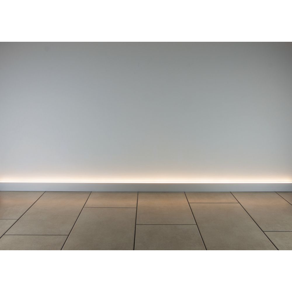 LED-Sockelleisten Ambientebeleuchtung Beispiel